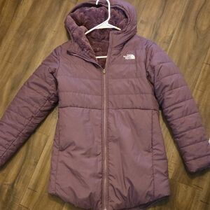 The North Face Reversible Hooded Puffer Coat - Plum